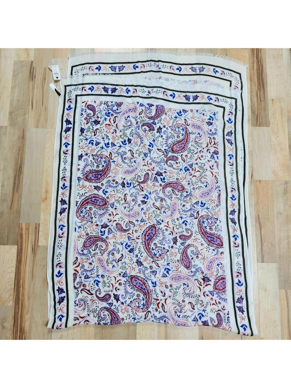 Elegant Paisley Pattern Lightweight Women's Scarf Talbots 72 x 28 Inches